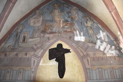 Bild vergr&ouml;&szlig;ern: Eine der mittelalterlichen Wandmalereien in der Taufkapelle der Landauer Stiftskirche zeigt die Wiederauferstehung Christi.