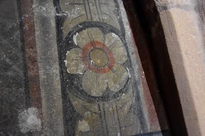 Bild vergr&ouml;&szlig;ern: Die Malereien in der Taufkapelle der Landauer Stiftskirche wurden auf die erste H&auml;lfte des 14. Jahrhunderts datiert.
